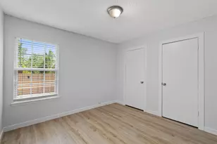 520 Lenora Dr, Taylor, TX 76574 - Photo 13