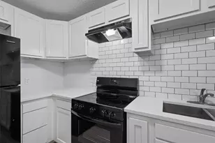 520 Lenora Dr, Taylor, TX 76574 - Photo 11