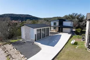 1304 Minnie Dr, Austin, TX 78732 - Photo 3