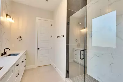 1304 Minnie Drive, Austin, TX 78732 - Photo 17