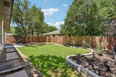 5958 Salcon Cliff Drive, Austin, TX 78749 - Photo 19