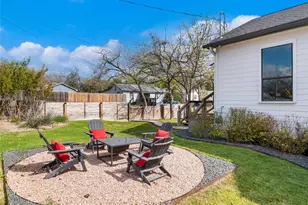502 E Basel St, New Braunfels, TX 78130 - Photo 5