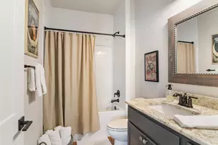 502 E Basel St, New Braunfels, TX 78130 - Photo 33