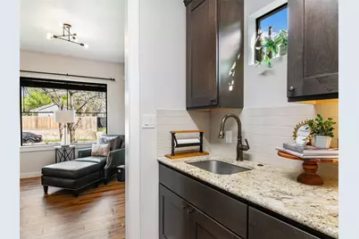 502 E Basel Street, New Braunfels, TX 78130 - Photo 29