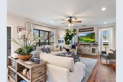 502 E Basel Street, New Braunfels, TX 78130 - Photo 11