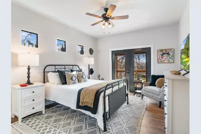 502 E Basel Street, New Braunfels, TX 78130 - Photo 23