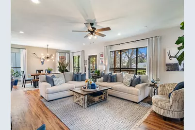 502 E Basel Street, New Braunfels, TX 78130 - Photo 9