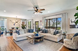 502 E Basel St, New Braunfels, TX 78130 - Photo 9