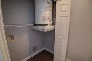 2320 Gracy Farms Ln, Austin, TX 78758 - Photo 21