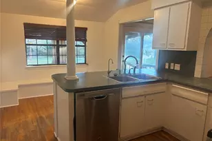 159 Diamond G Ln, Smithville, TX 78957 - Photo 11