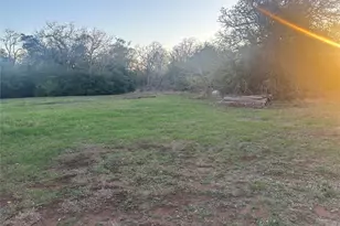 159 Diamond G Ln, Smithville, TX 78957 - Photo 9