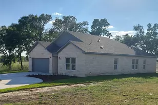 121 Spanish Oak Trail, Cameron, TX 76520 - Photo 3