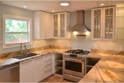 1179 Oakgrove Avenue, Austin, TX 78702 - Photo 7