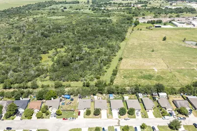 186 Talon Drive, Luling, TX 78648 - Photo 35