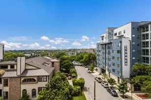 910 W 25th St, Austin, TX 78705 - Photo 19