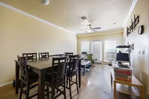 910 W 25th St, Austin, TX 78705 - Photo 15