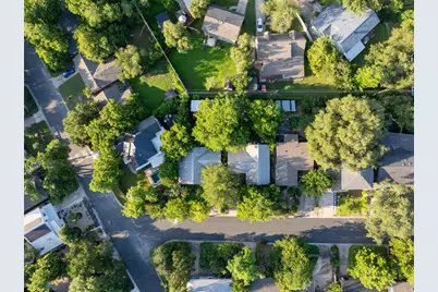 204 La Vista Street, Austin, TX 78704 - Photo 27