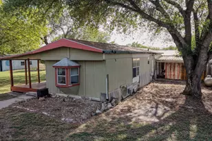 204 Regina Dr, Buda, TX 78610 - Photo 39