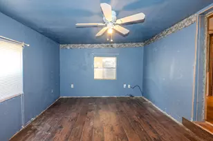 204 Regina Dr, Buda, TX 78610 - Photo 7