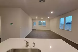 179 Sweetwater Dr, Kyle, TX 78640 - Photo 7