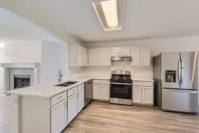 131 Hilldale Court, Kyle, TX 78640 - Photo 7