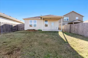 194 Yellowbark St, Buda, TX 78610 - Photo 17