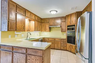 10709 Yucca Dr, Austin, TX 78759 - Photo 19