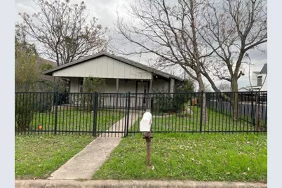 2001 E 10th Street, Austin, TX 78702 - Photo 1