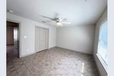 2001 E 10th Street, Austin, TX 78702 - Photo 21