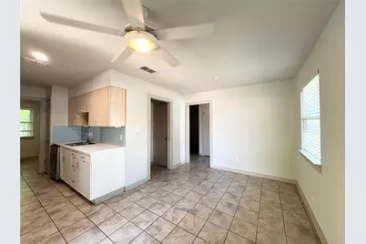 2001 E 10th Street, Austin, TX 78702 - Photo 11