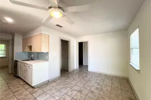 2001 E 10th St, Austin, TX 78702 - Photo 11