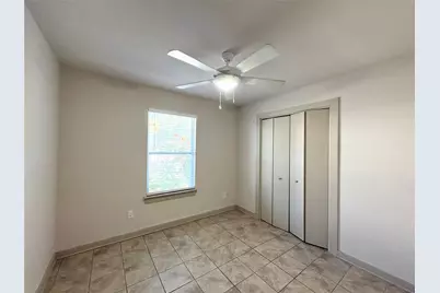 2001 E 10th Street, Austin, TX 78702 - Photo 15