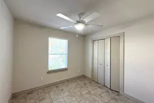 2001 E 10th St, Austin, TX 78702 - Photo 15