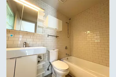 2001 E 10th Street, Austin, TX 78702 - Photo 23