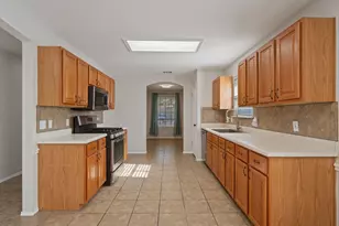 108 David Dr, Hutto, TX 78634 - Photo 5