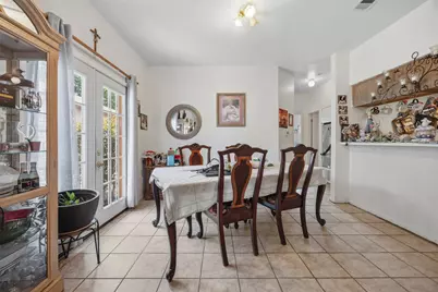 911 Crockett Street, Lockhart, TX 78644 - Photo 9