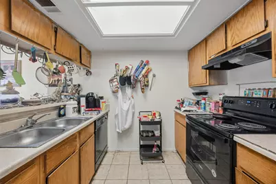 911 Crockett Street, Lockhart, TX 78644 - Photo 17