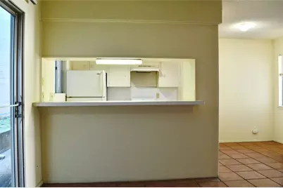 2610 Salado St Street #110, Austin, TX 78705 - Photo 7