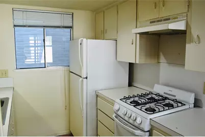 2610 Salado St Street #110, Austin, TX 78705 - Photo 11