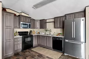 337 SW Front St, Bartlett, TX 76511 - Photo 11