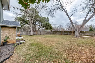 2209 Fair Oaks Drive, Austin, TX 78745 - Photo 23