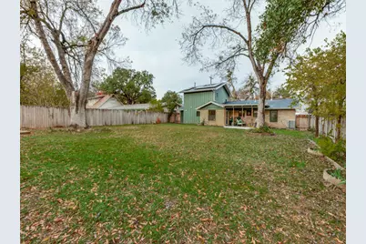 2209 Fair Oaks Drive, Austin, TX 78745 - Photo 25