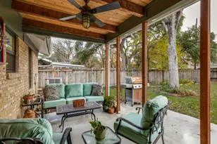 2209 Fair Oaks Dr, Austin, TX 78745 - Photo 23