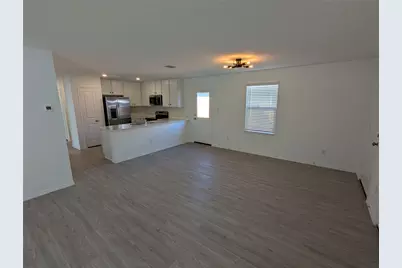 344 Marty Allen Loop, Jarrell, TX 76537 - Photo 7