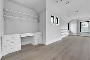 1815 W 38th St, Austin, TX 78731 - Photo 19