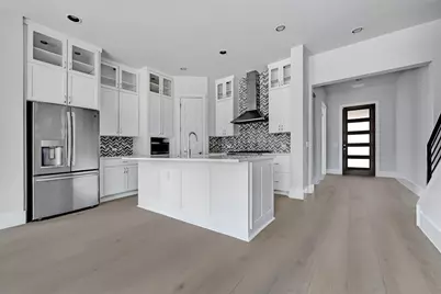 1815 W 38th Street, Austin, TX 78731 - Photo 9