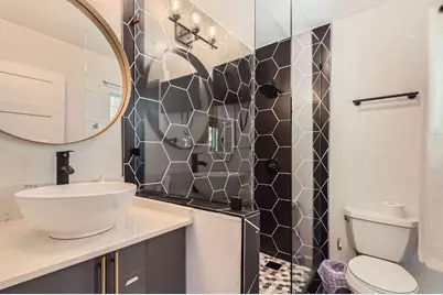 5236 Meadow Creek Drive, Austin, TX 78745 - Photo 7