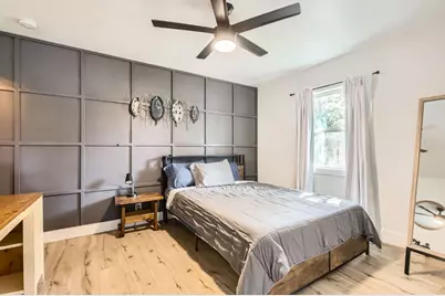 5236 Meadow Creek Drive, Austin, TX 78745 - Photo 7