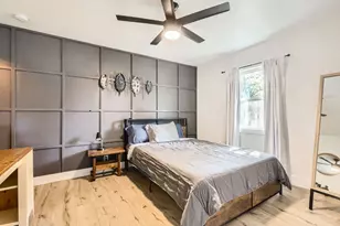 5236 Meadow Creek Dr, Austin, TX 78745 - Photo 7