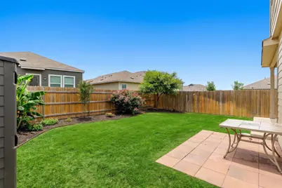 425 Perfect World Loop, Jarrell, TX 76537 - Photo 23